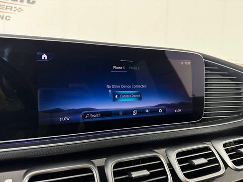 Used 2024 Mercedes-Benz GLE 350 4MATIC image 17