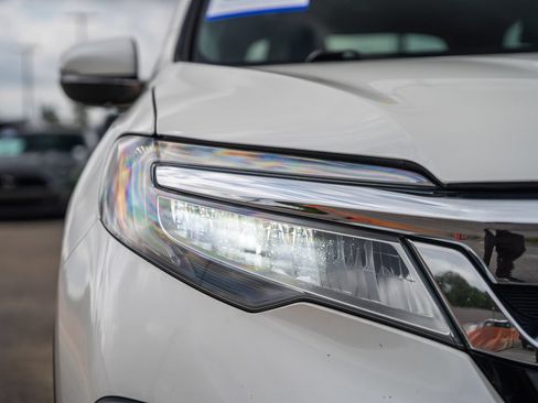 Used 2019 Honda Pilot Touring image 10