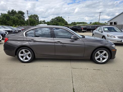 Used 2015 BMW 328i xDrive Sedan AWD/4WD image 2