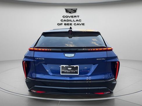 New 2025 Cadillac Lyriq Sport image 8