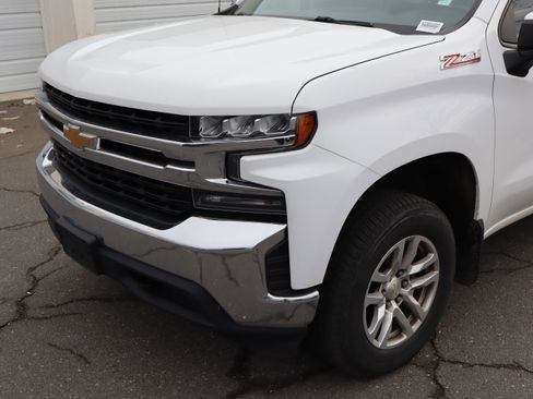 Used 2020 Chevrolet Silverado 1500 LT w/ All-Star Edition image 6