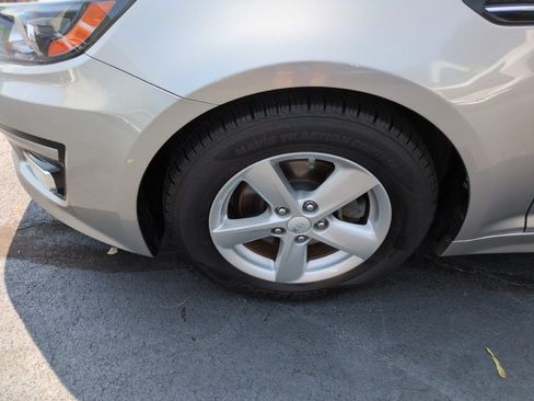 Used 2014 Kia Optima LX w/ LX Convenience Plus Package FWD image 9