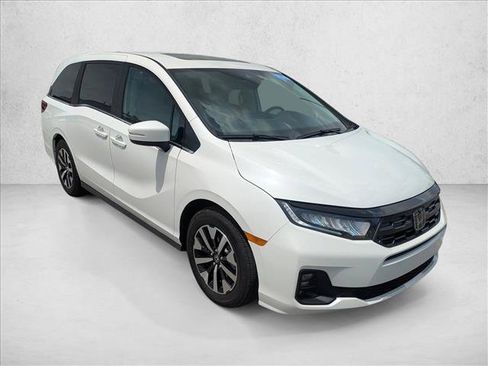 Used 2026 Honda Odyssey EX-L image 3