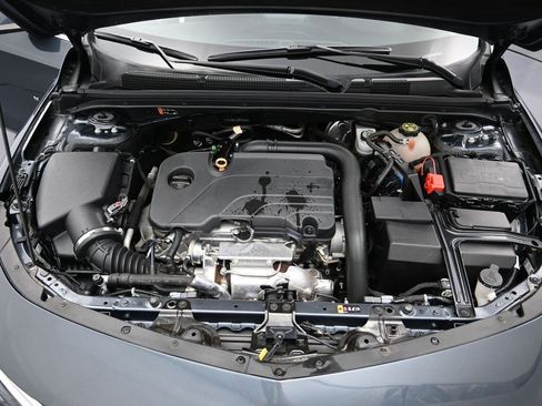 Used 2021 Chevrolet Malibu LT image 26