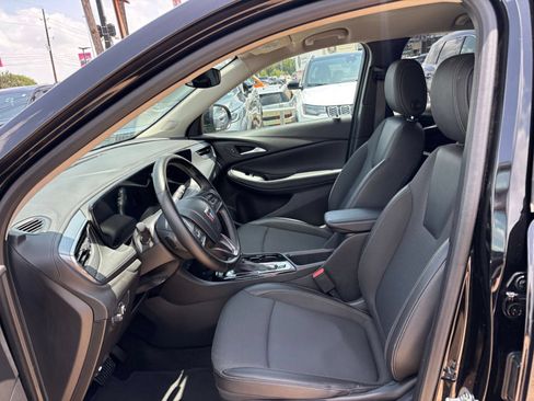 Used 2025 Buick Encore GX Preferred AWD/4WD image 25