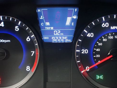 Used 2013 Hyundai Accent GS image 14