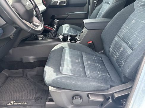 Used 2025 Ford Bronco Heritage Edition image 9