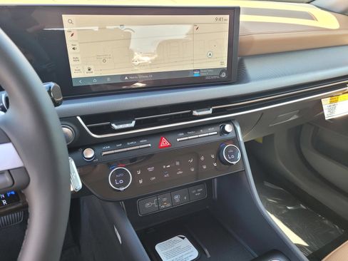 New 2026 Hyundai Sonata Limited FWD image 18