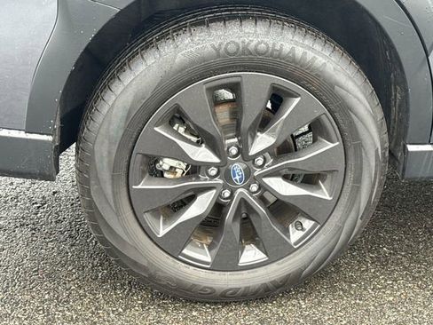 Used 2025 Subaru Outback Onyx Edition AWD/4WD image 8