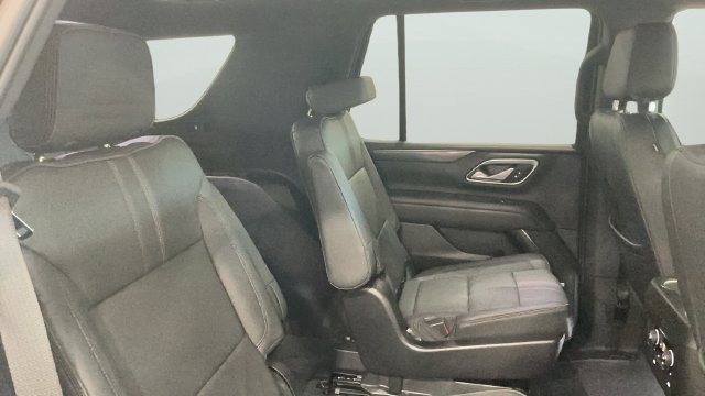 Used 2022 Chevrolet Tahoe RST w/ Luxury Package AWD/4WD image 16