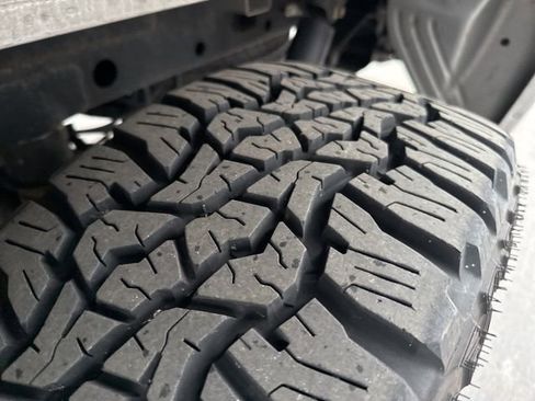 Used 2018 Ford F150 XL w/ Equipment Group 101A Mid image 8