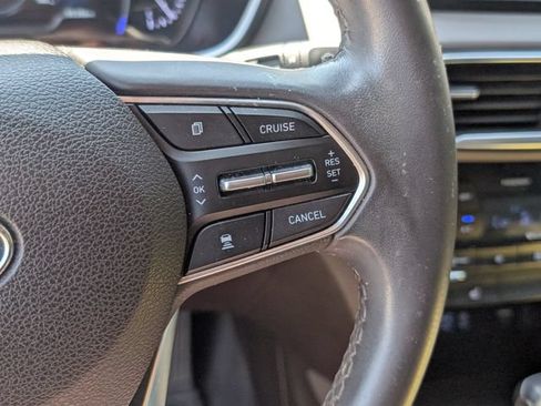 Used 2019 Hyundai Santa Fe SEL FWD image 17