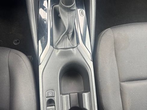 Used 2024 Toyota Corolla LE FWD image 16