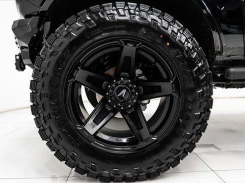 Used 2026 Ford Bronco 4-Door image 17