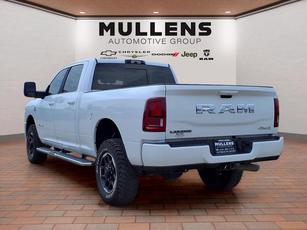 Used 2025 RAM 2500 Laramie AWD/4WD image 7