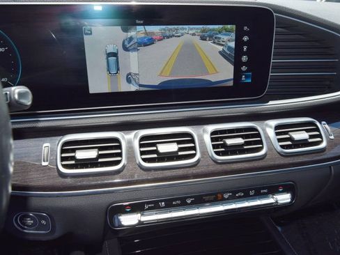 Used 2020 Mercedes-Benz GLE 450 4MATIC image 24