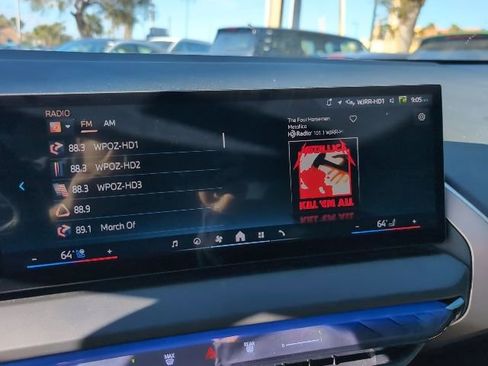 Used 2025 BMW X3 xDrive30i image 16