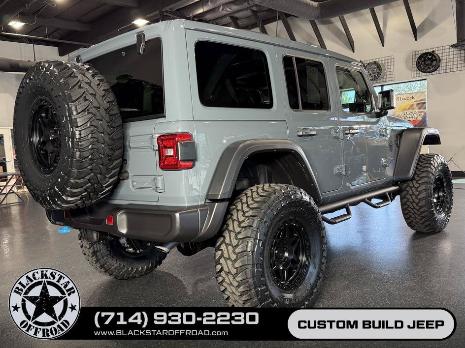 Used 2025 Jeep Wrangler Unlimited Rubicon 4xe w/ Convenience Group AWD/4WD image 20