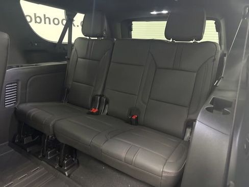 New 2026 Chevrolet Suburban RST w/ RST Capability Package AWD/4WD image 30