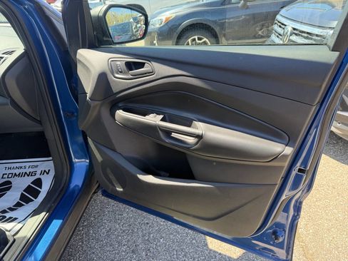 Used 2017 Ford Escape S FWD image 14