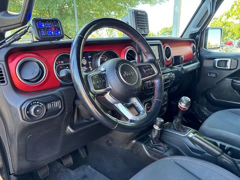 Used 2021 Jeep Wrangler 4WD Rubicon image 13