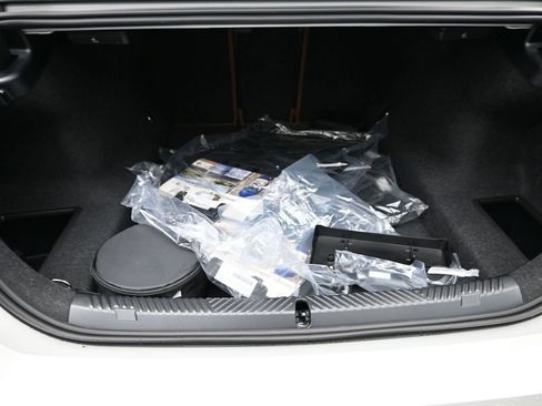 New 2026 BMW 530i w/ Premium Package image 30