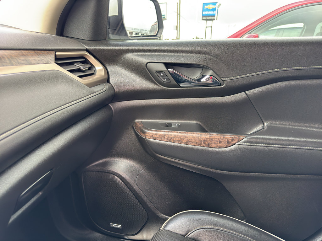 Used 2023 GMC Acadia Denali w/ Denali Technology Package FWD image 20