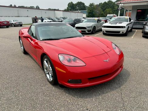 Used 2009 Chevrolet Corvette Coupe image 3