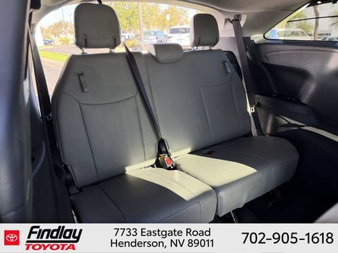 Certified 2026 Toyota Sienna XLE FWD image 13