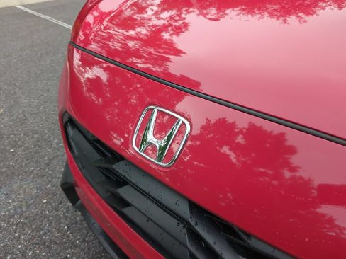 Certified 2024 Honda HR-V Sport image 22