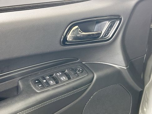 Used 2022 Dodge Durango GT image 18