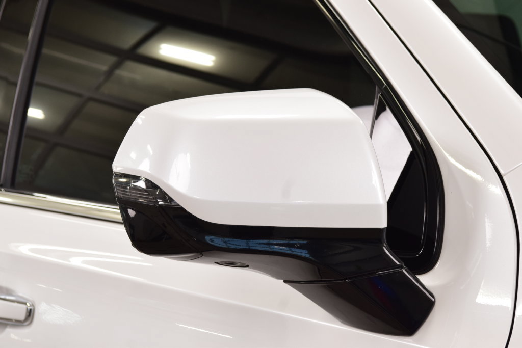 Used 2022 Chevrolet Tahoe High Country AWD/4WD image 17