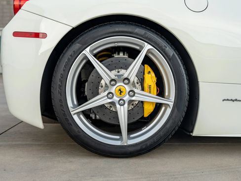 Used 2012 Ferrari 458 Italia Coupe RWD image 30
