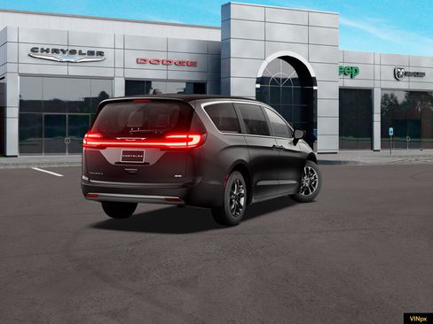 New 2027 Chrysler Pacifica Select AWD/4WD image 7