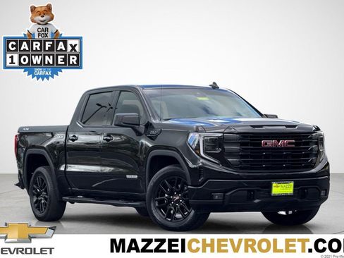 Used 2025 GMC Sierra 1500 Elevation image 1