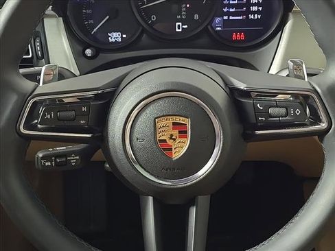 Certified 2025 Porsche Macan image 26