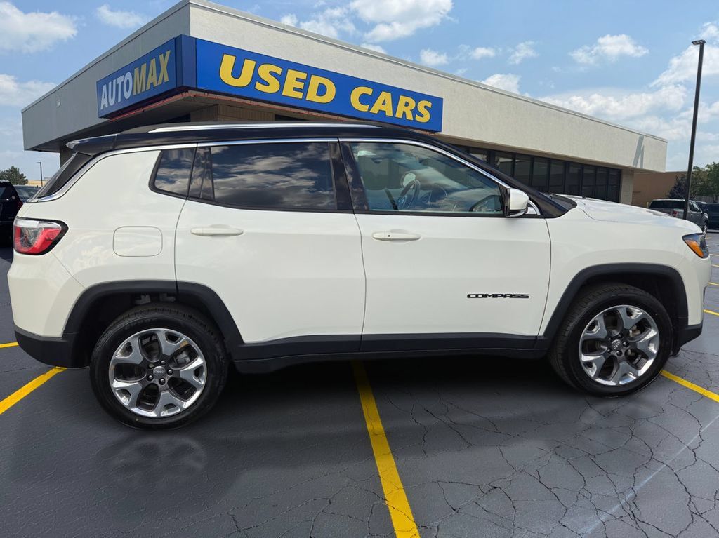Used 2019 Jeep Compass Limited w/ Safety & Security Group AWD/4WD image 2