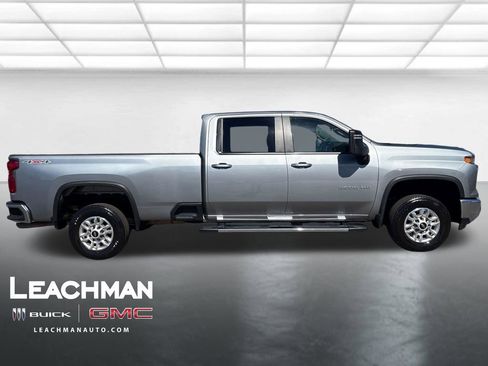 Certified 2025 Chevrolet Silverado 2500 LT w/ Convenience Package image 2