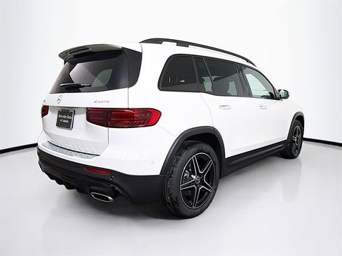New 2026 Mercedes-Benz GLB 250 4MATIC image 7