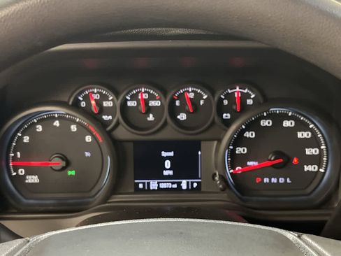 Used 2024 Chevrolet Silverado 2500 Custom w/ Custom Convenience Package image 21