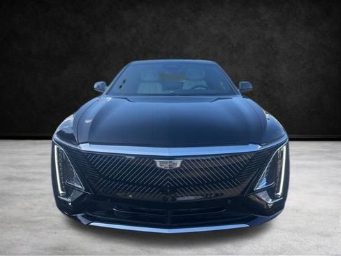 Used 2024 Cadillac Lyriq Luxury image 11