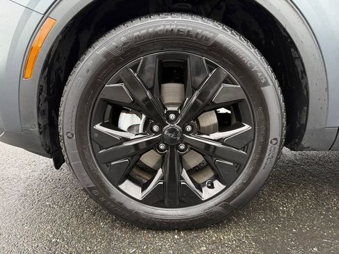 Used 2025 Kia Sportage X-Line image 12