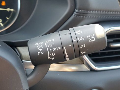 Used 2025 MAZDA CX-5 Signature image 23