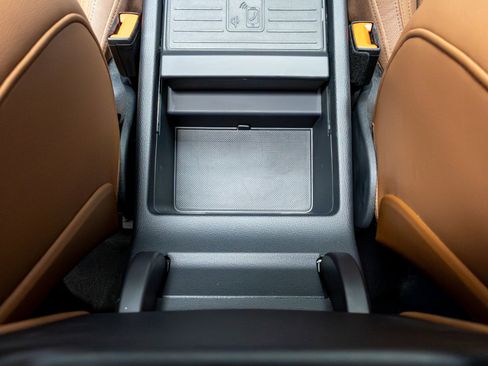 Used 2021 Audi Q5 Prestige image 34