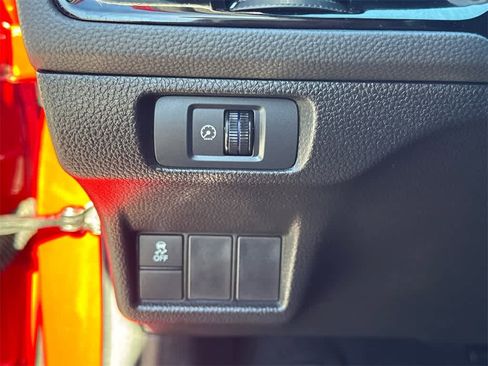 Used 2025 Honda Civic Sport image 30