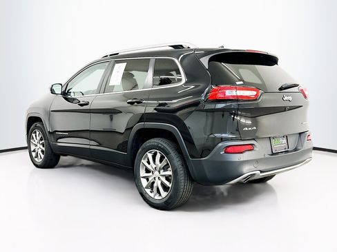 Used 2018 Jeep Cherokee Limited image 5