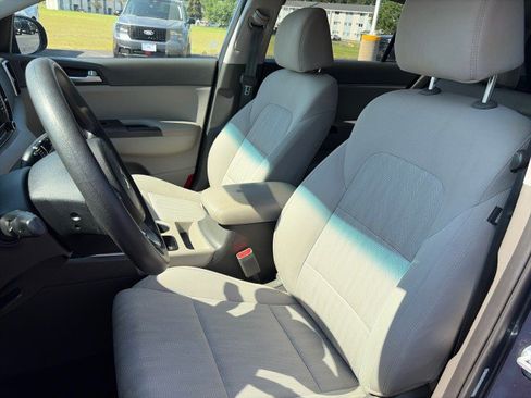 Used 2019 Kia Sportage LX AWD/4WD image 10