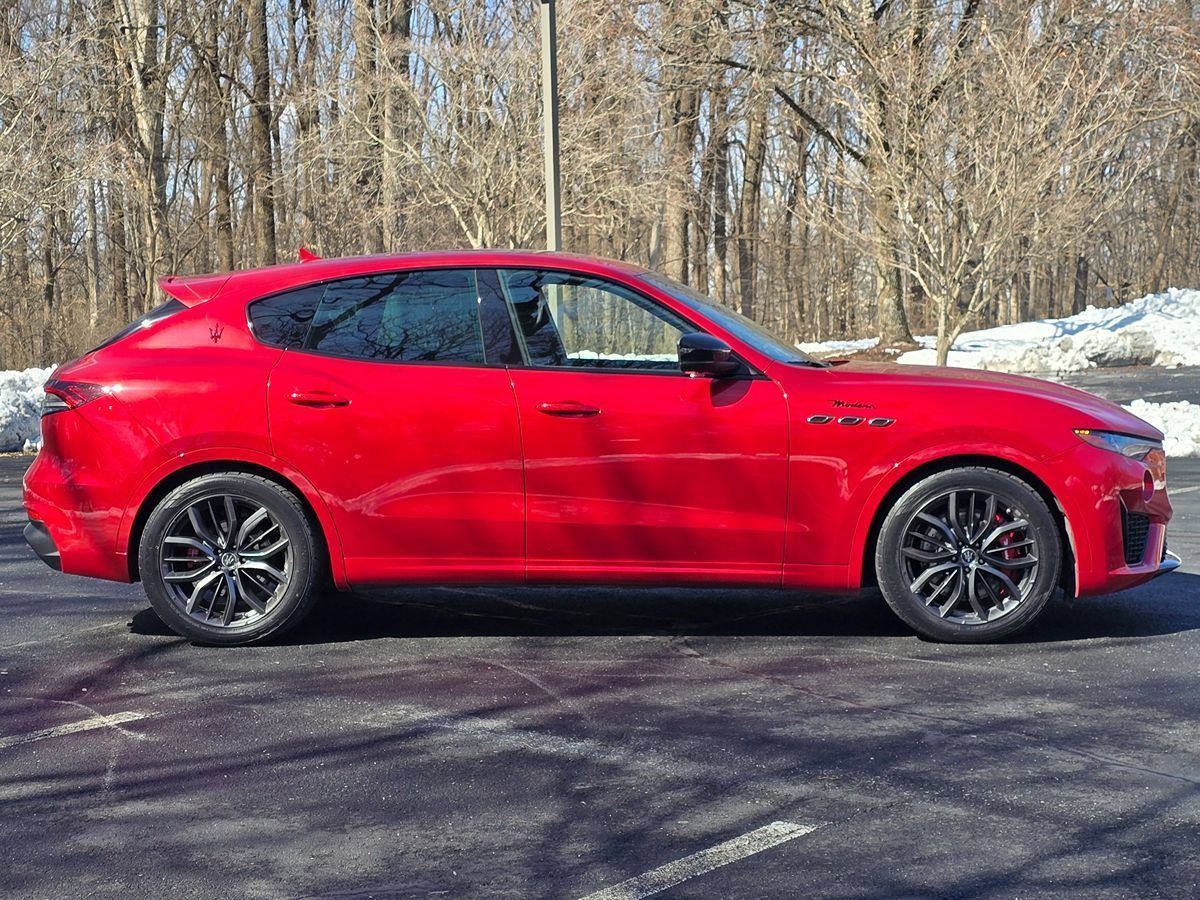 Used 2023 Maserati Levante Modena AWD/4WD image 7