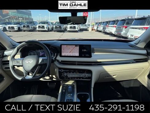 Certified 2025 INFINITI QX60 Luxe w/ Vision Package AWD/4WD image 2