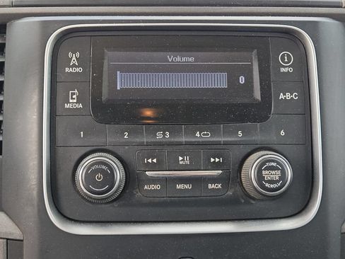 Used 2014 RAM 1500 Express RWD image 21